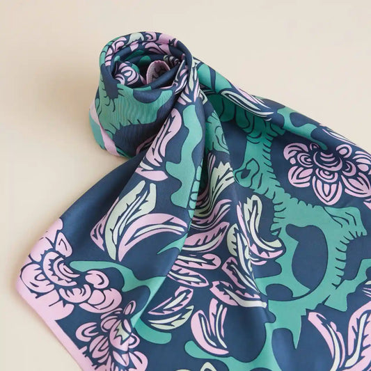 Garden of Youth Silk Scarf/ Green-Light Pink
